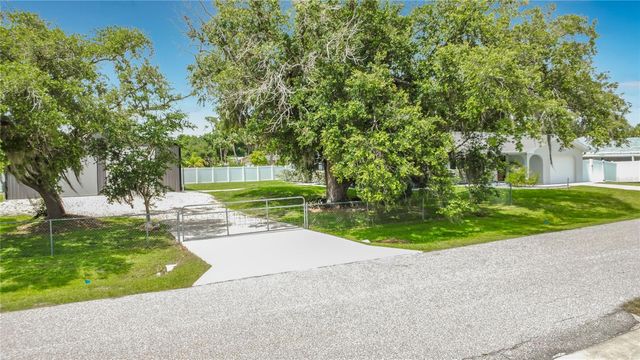 21024 DENISE AVENUE, Port Charlotte, FL 33952