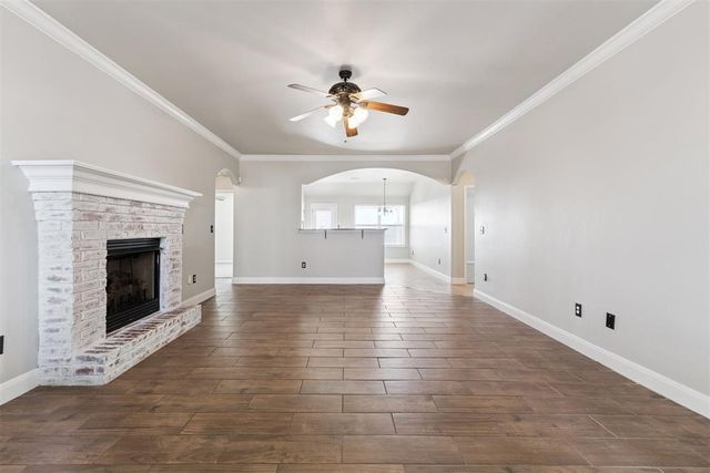 2504 SE 11th Street, Moore, OK 73160