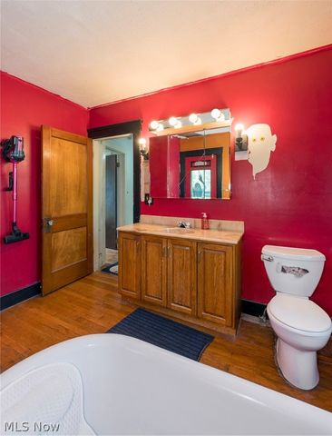 1333 Nicholson Avenue, Lakewood, OH 44107