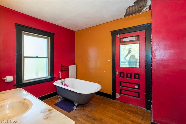 1333 Nicholson Avenue, Lakewood, OH 44107