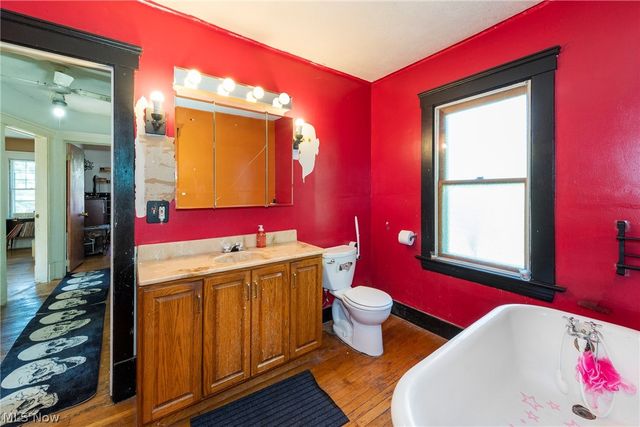 1333 Nicholson Avenue, Lakewood, OH 44107
