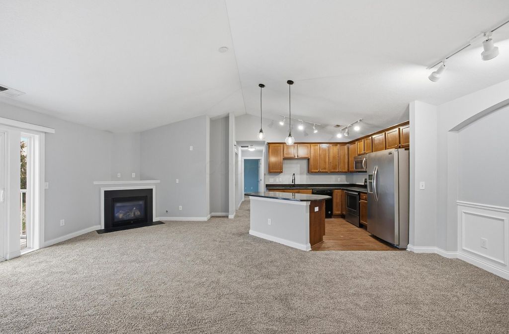 4222 Bradhurst Drive, 15, Dublin, OH 43016