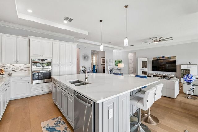 3036 CHRISTOPHERS WATCH LANE, Ruskin, FL 33570