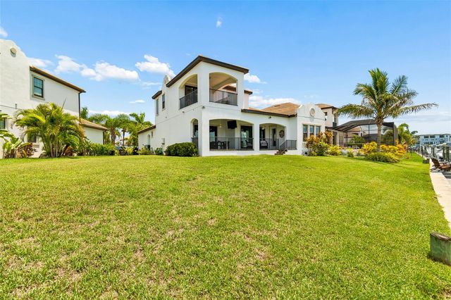 3036 CHRISTOPHERS WATCH LANE, Ruskin, FL 33570