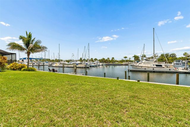 3036 CHRISTOPHERS WATCH LANE, Ruskin, FL 33570