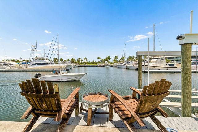 3036 CHRISTOPHERS WATCH LANE, Ruskin, FL 33570