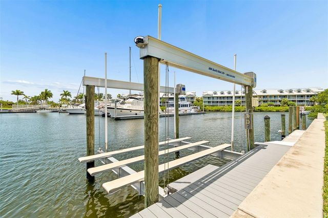 3036 CHRISTOPHERS WATCH LANE, Ruskin, FL 33570