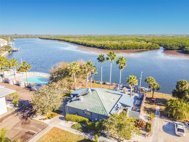 3036 CHRISTOPHERS WATCH LANE, Ruskin, FL 33570