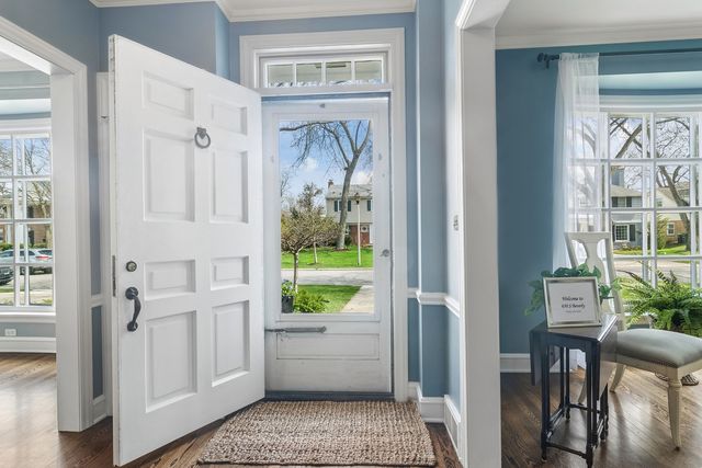 630 S Beverly Lane, Arlington Heights, IL 60005