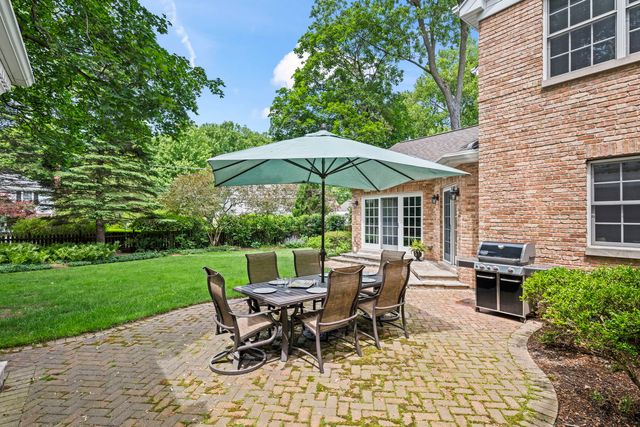 630 S Beverly Lane, Arlington Heights, IL 60005