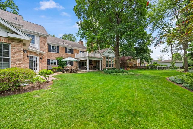 630 S Beverly Lane, Arlington Heights, IL 60005