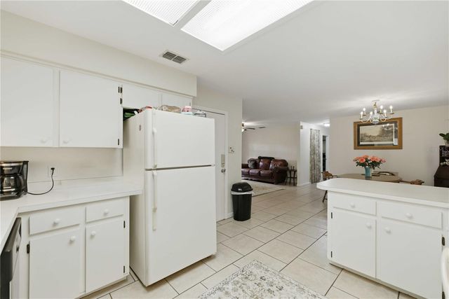 5999 NW 90TH AVENUE, Ocala, FL 34482