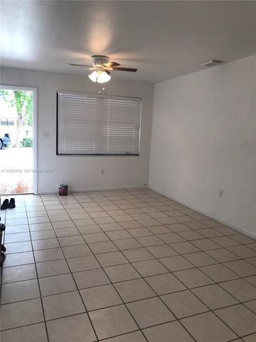 1017 SW 8th St 1-4, Hallandale Beach, FL 33009