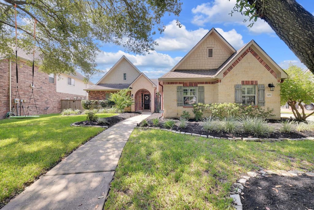 1451 Hatchmere Place, Spring, TX 77379
