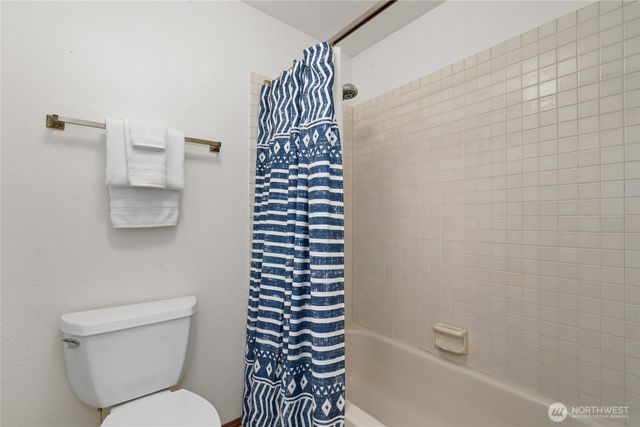 7903 53rd Street W, University Place, WA 98467