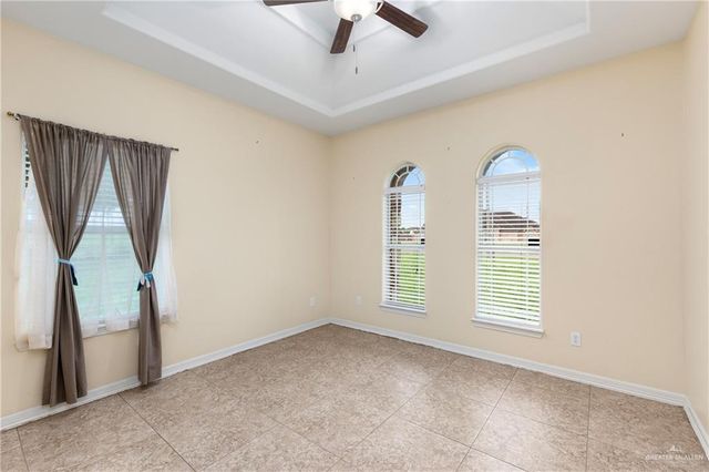 5220 E Curve Road, Edinburg, TX 78542