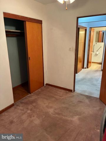 11 W HIGHLAND AVE, Enola, PA 17025