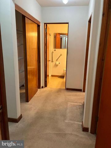 11 W HIGHLAND AVE, Enola, PA 17025