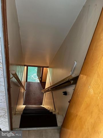 11 W HIGHLAND AVE, Enola, PA 17025