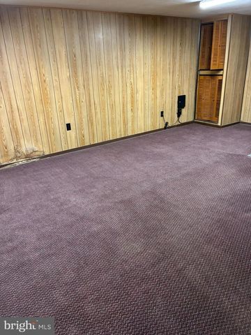 11 W HIGHLAND AVE, Enola, PA 17025