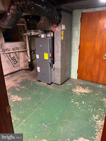 11 W HIGHLAND AVE, Enola, PA 17025