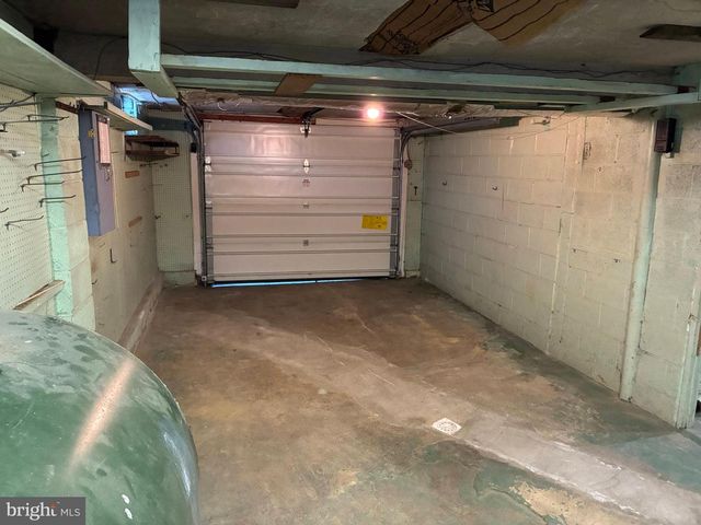 11 W HIGHLAND AVE, Enola, PA 17025