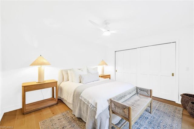 4870 Whispering Pine WAY, Naples, FL 34103