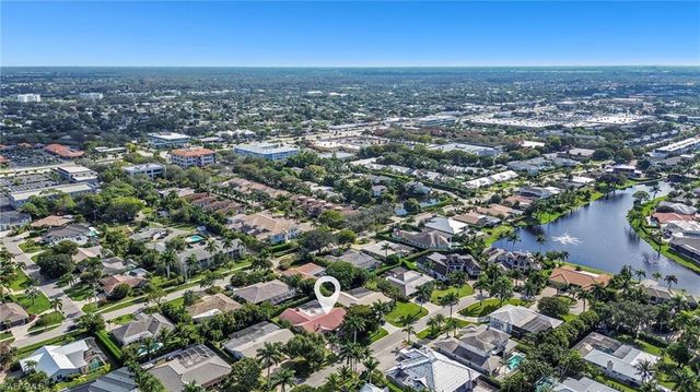 4870 Whispering Pine WAY, Naples, FL 34103