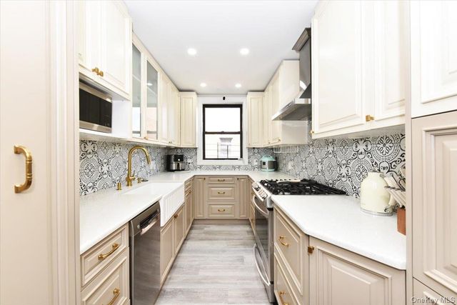 2680 E 19th Street 3K, Brooklyn, NY 11235
