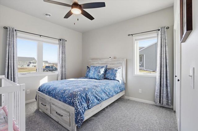 562 Stonewood Court, Evansville, WI 53536