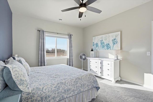 562 Stonewood Court, Evansville, WI 53536