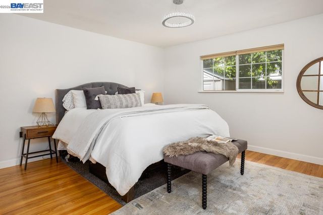 924 Lambaren Ave, Livermore, CA 94551