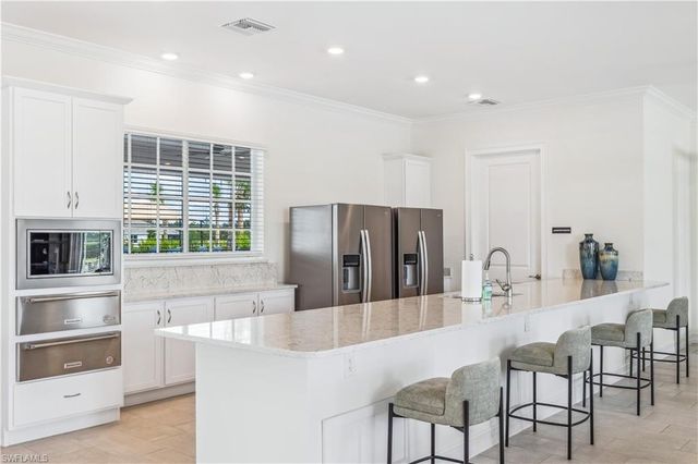17872 SHADE TREE LOOP, Punta Gorda, FL 33982