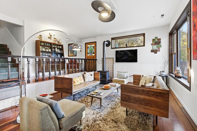 101 Karsan Dr, Sutter Creek, CA 95685