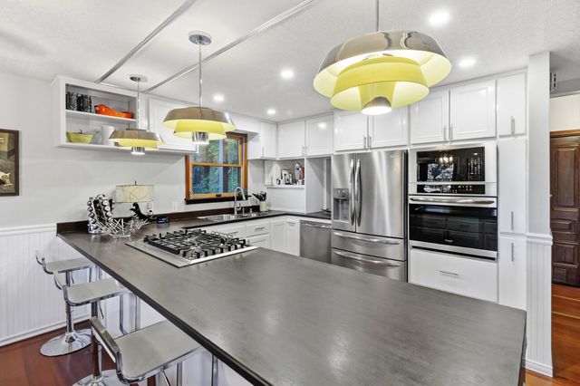 101 Karsan Dr, Sutter Creek, CA 95685