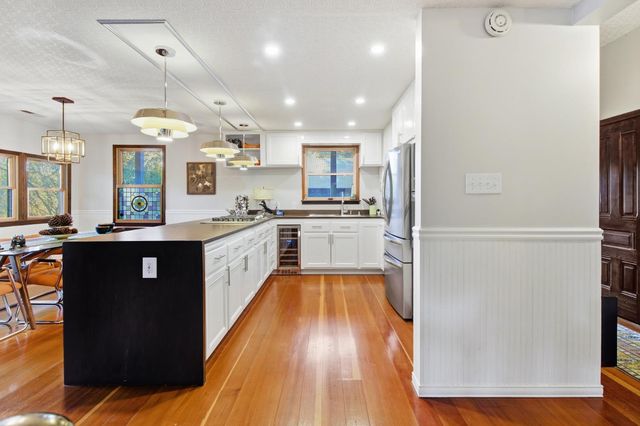 101 Karsan Dr, Sutter Creek, CA 95685