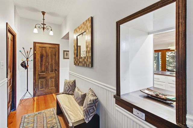 101 Karsan Dr, Sutter Creek, CA 95685