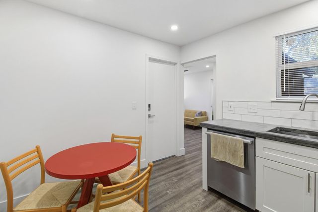 101 Karsan Dr, Sutter Creek, CA 95685