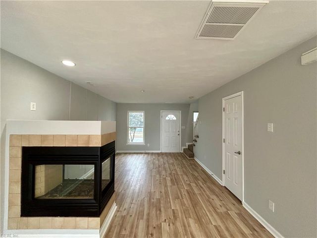 1420 W Ocean View AVE, Norfolk, VA 23503