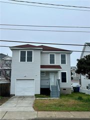 1420 W Ocean View AVE, Norfolk, VA 23503