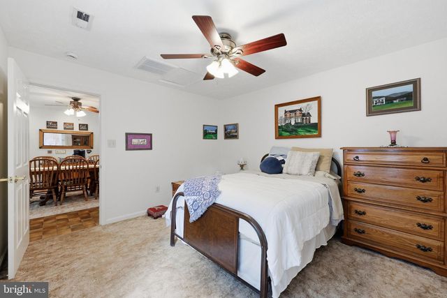 573 LEWIS ST, Front Royal, VA 22630