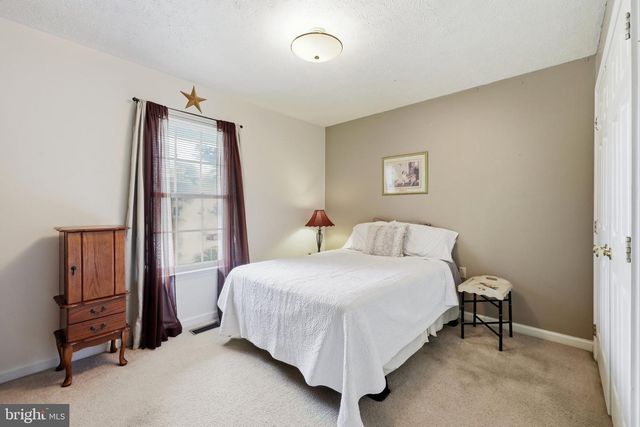 573 LEWIS ST, Front Royal, VA 22630