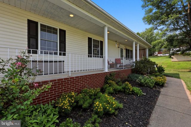 573 LEWIS ST, Front Royal, VA 22630