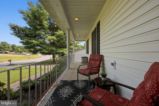573 LEWIS ST, Front Royal, VA 22630