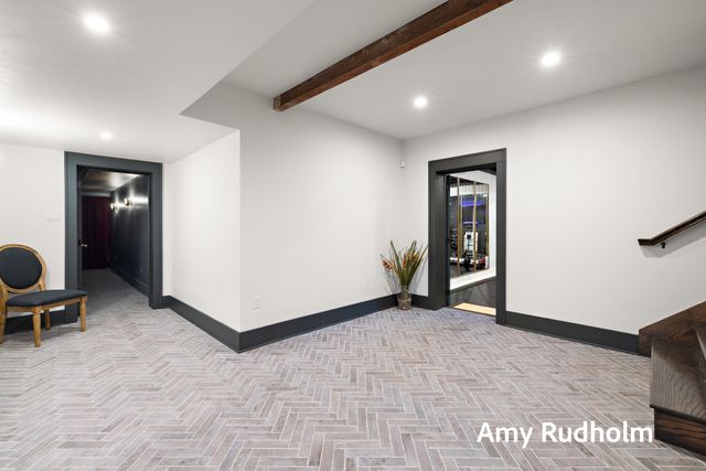 522 E River Street, Spring Lake, MI 49456