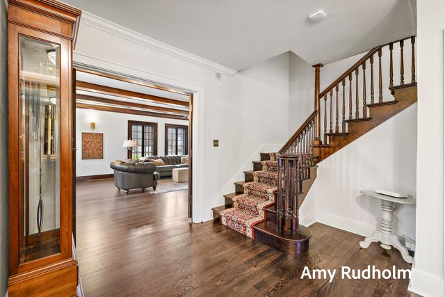 522 E River Street, Spring Lake, MI 49456