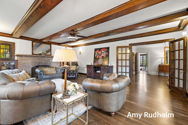 522 E River Street, Spring Lake, MI 49456