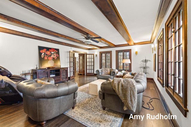 522 E River Street, Spring Lake, MI 49456