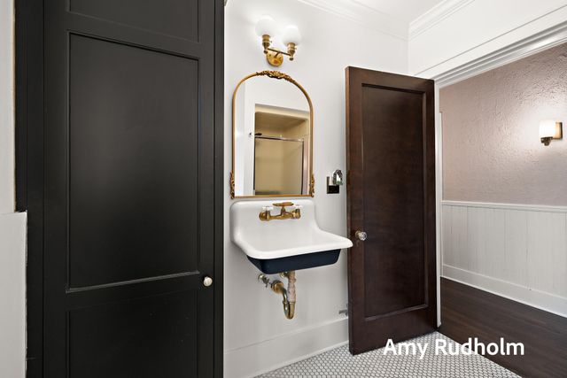 522 E River Street, Spring Lake, MI 49456