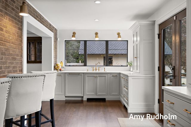 522 E River Street, Spring Lake, MI 49456